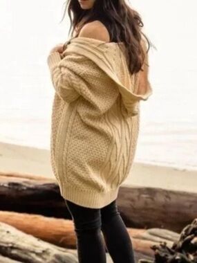 Jackson Rowe Pluto Cable Knit Cardigan- Size Small